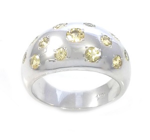 טבעת ליל כוכבים בספירים צהובים טבעת ליל כוכבים בספירים צהובים