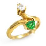 טבעת גרנט ירוק ויהלום דגם נועה
