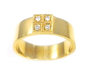 טבעת קלאו ביהלומים טבעת קלאו ביהלומים