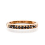 טבעת יהלומים שחורים בשורה דגם פולי זהב ורוד